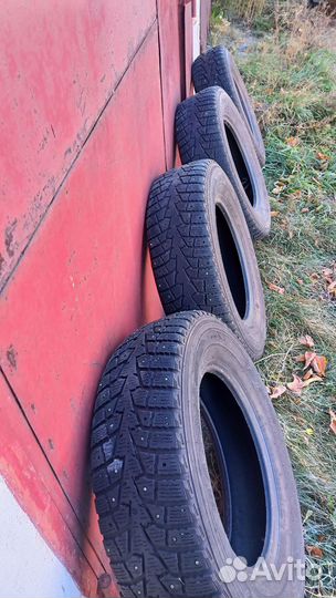 Maxxis ArcticTrekker NP3 215/70 R16