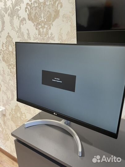 Монитор LG 24 дюйма