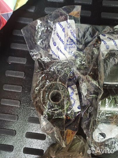 Задние сайлентблоки передних рычагов Epica