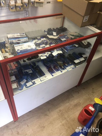 Стеллаж витрина