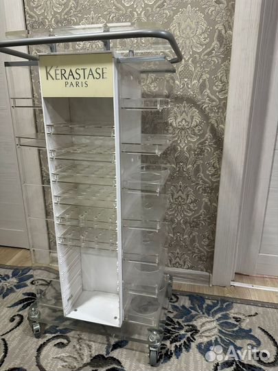 Стеллаж для мастера маникюра