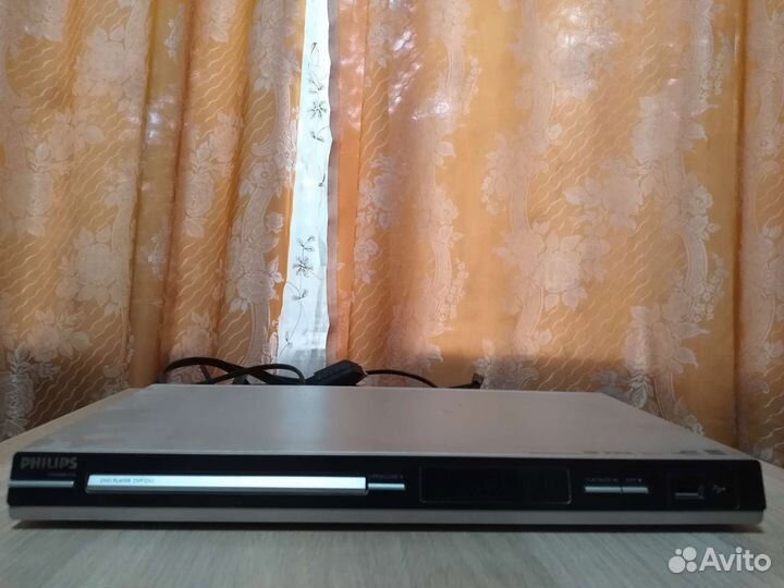 DVD плеер c USB