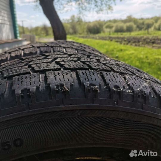 Bridgestone Blizzak WS-50 235/60 R16