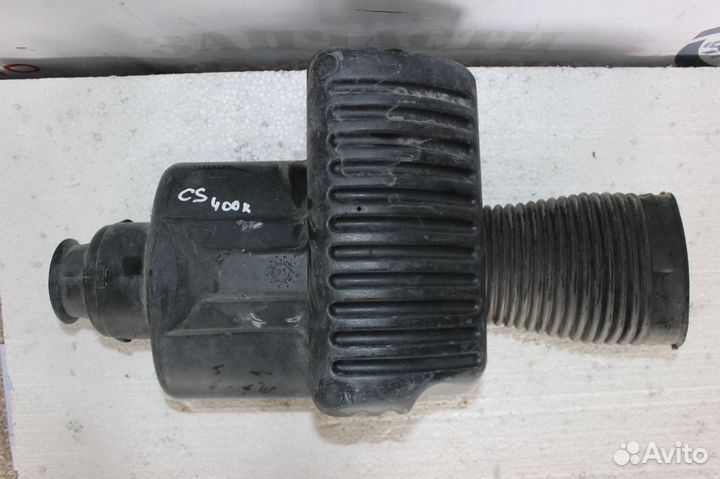 Корпус воздушного фильтра Chevrolet Suburban 400