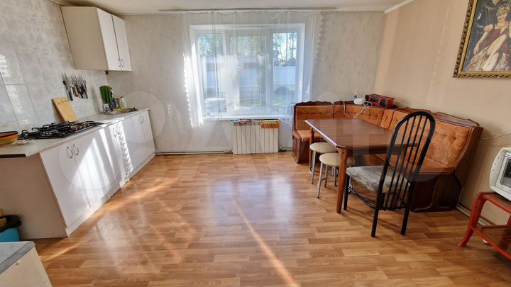 Дом 111 м² на участке 11 сот.