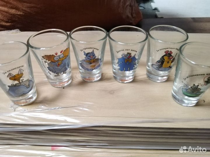 Пивные бокалы, рюмки