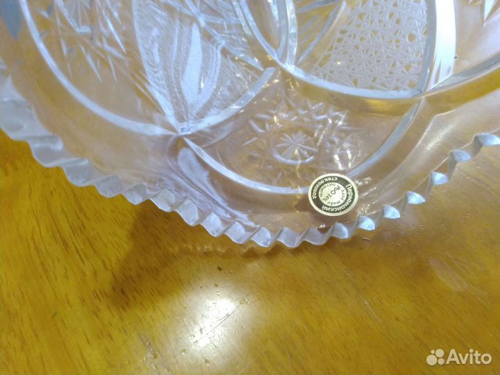 Хрустальная ваза