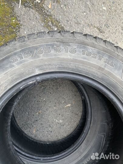 Nokian Tyres Hakkapeliitta 5 215/65 R16 40