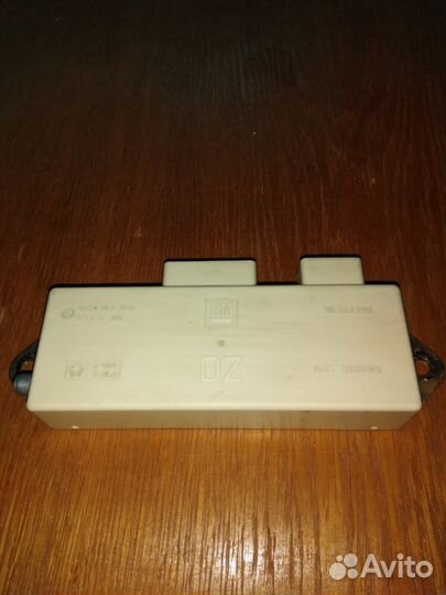 Усилитель антенны радио Opel Omega B