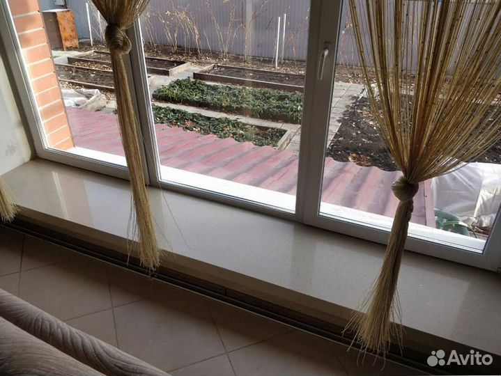 Подоконник из искусственного камня кварц акрил