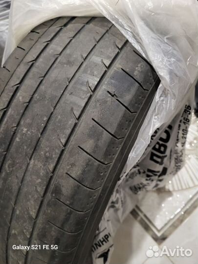 Yokohama BlueEarth RV02 225/60 R18