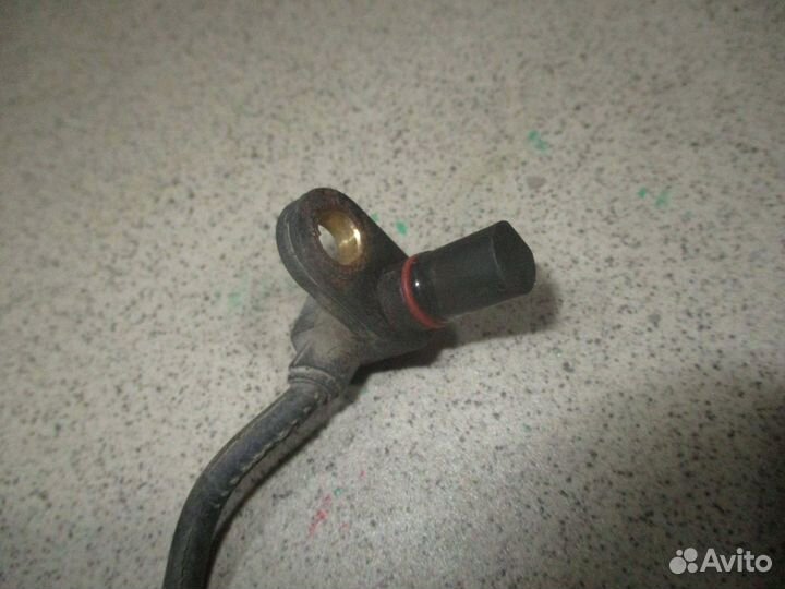 Датчик ABS передний Chevrolet Captiva (C100)
