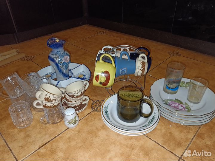 Набор посуды разной