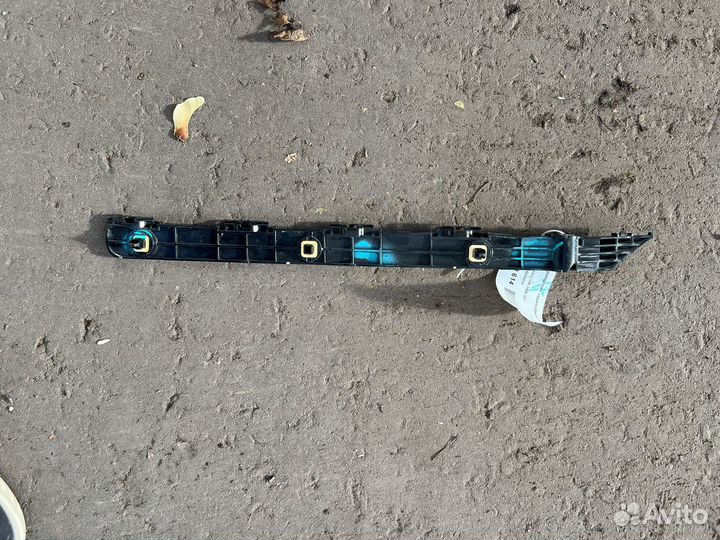 Кронштейн заднего бампера левый toyota camry 40