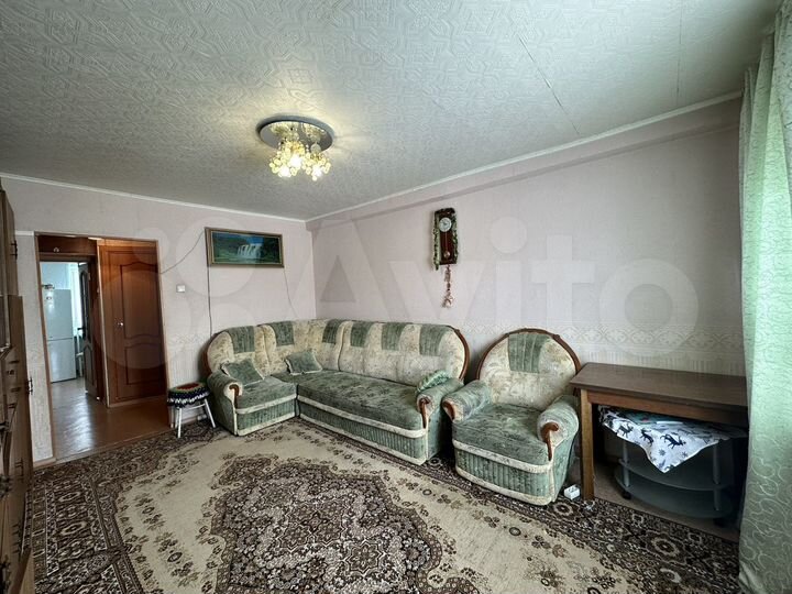 3-к. квартира, 60 м², 2/5 эт.