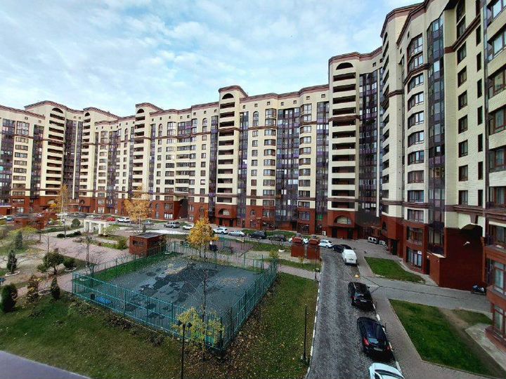2-к. квартира, 99,2 м², 4/10 эт.