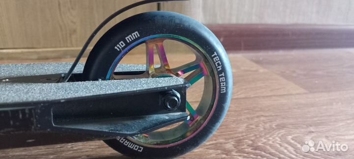 Трюковой самокат tech team