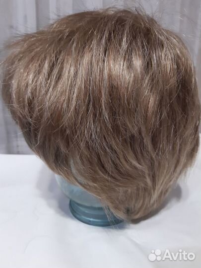 Парик женский короткий