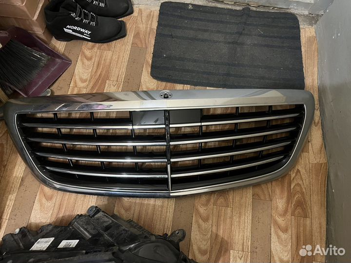 Решетка радиатора mercedes w222