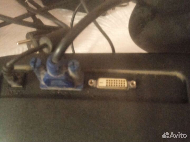 Монитор philips