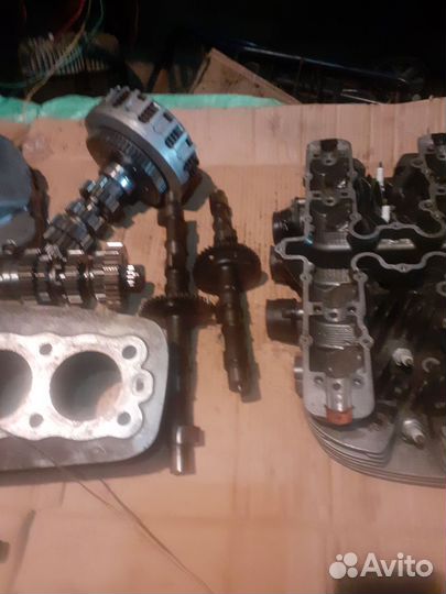 Запчасти на Kawasaki zr 750 zevir