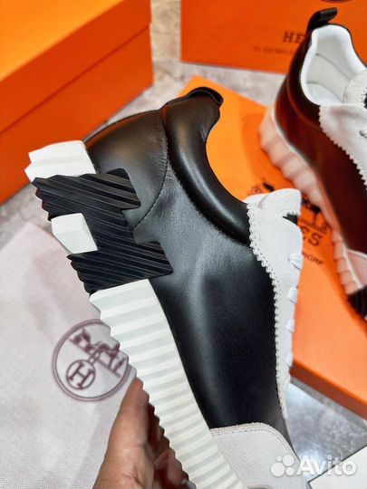 Элегантные кроссовки Hermes для стильных мужчин