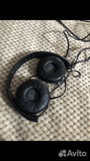 Наушники Sony