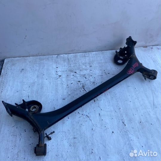 Балка задняя Peugeot 308 T7 EP6