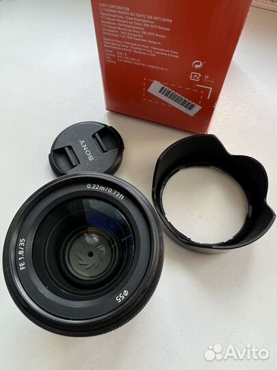 Объектив Sony FE 35mm f/1.8 (SEL35F18F)