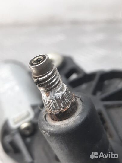 Моторчик заднего стеклоочистителя (дворника) Skoda