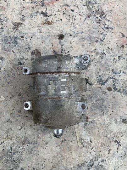 Компрессор кондиционера Toyota Camry 40 2.4
