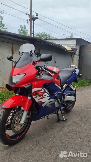 Honda cbr 600 f4