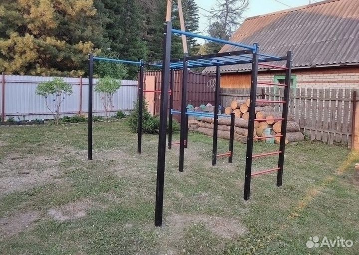 Воркаут площадка