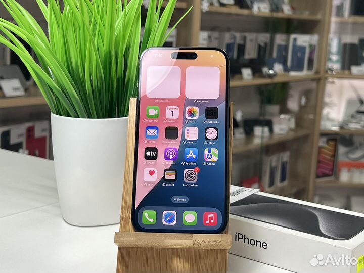 iPhone 15 Pro, 256 ГБ