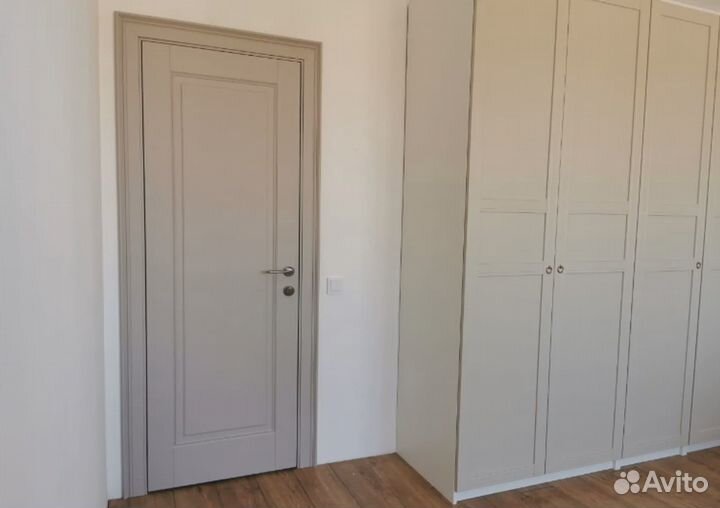 Двери межкомнатные. со склада