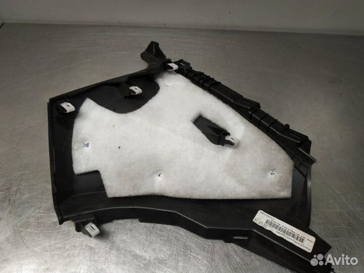 Накладка кузова правая Jeep Grand Cherokee WK2