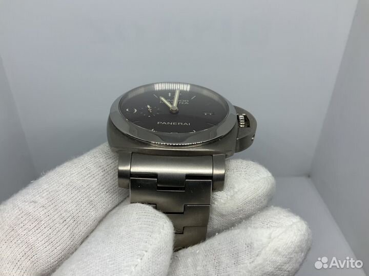 Часы Panerai Luminor Marina Titan PAM352