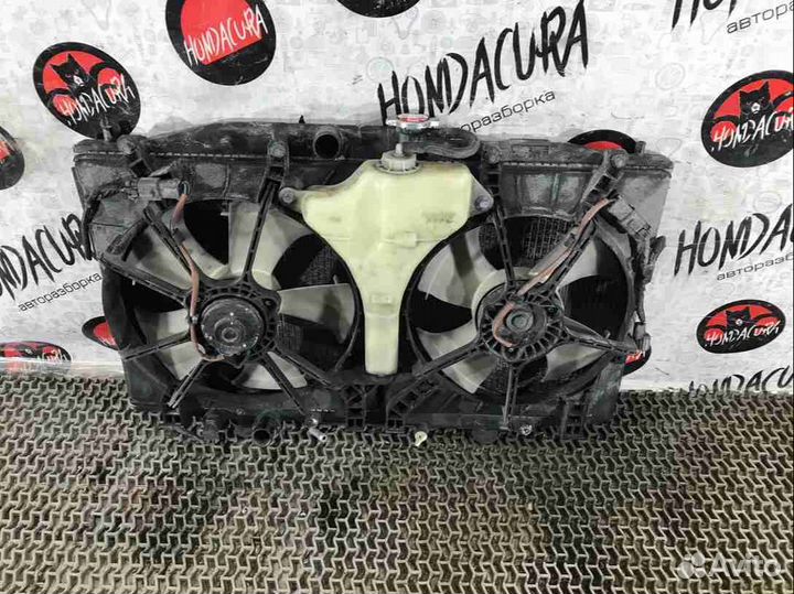 Радиатор (основной) Honda Accord