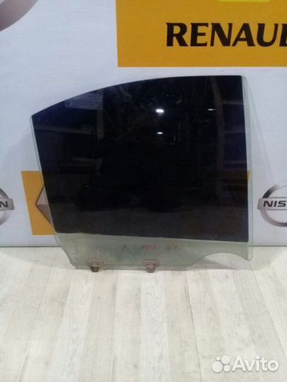 Стекло боковое двери Nissan almera N16 Прав