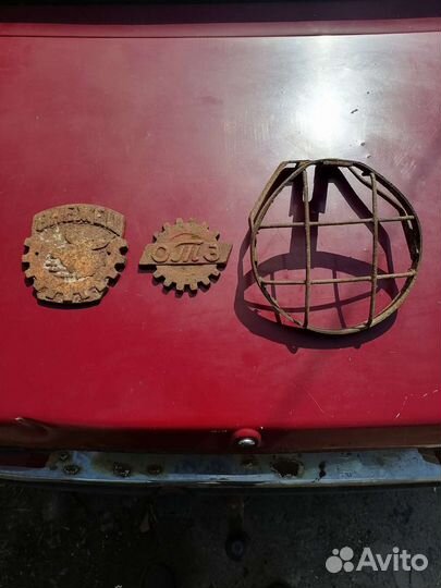 Эмблема для трактора тдт 40 и тдт 55