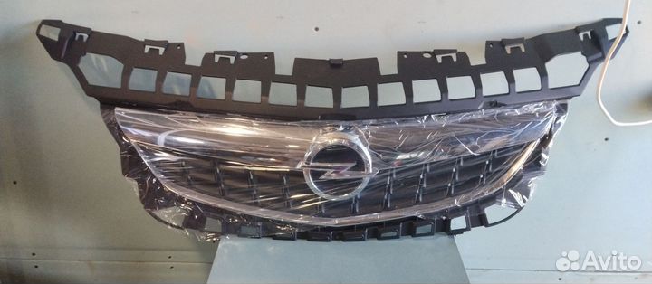 Решетка радиатора opel astra j дорестайлинг