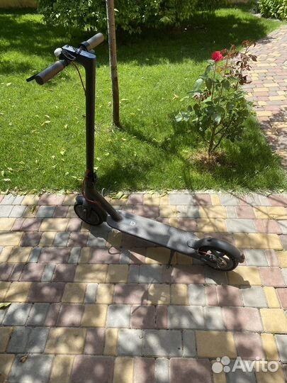 Самокат xiaomi m365