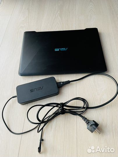 Игровой ноутбук от Asus