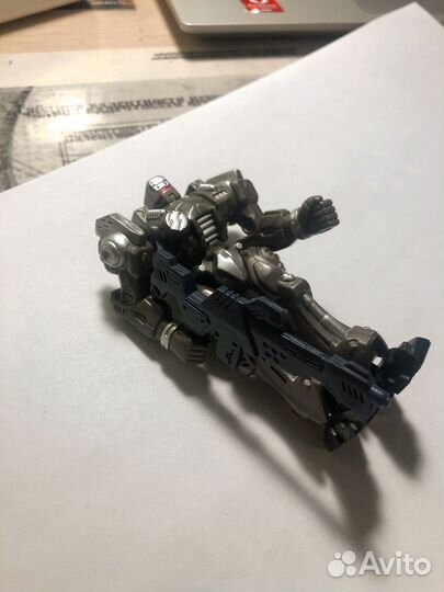 Игрушка робот