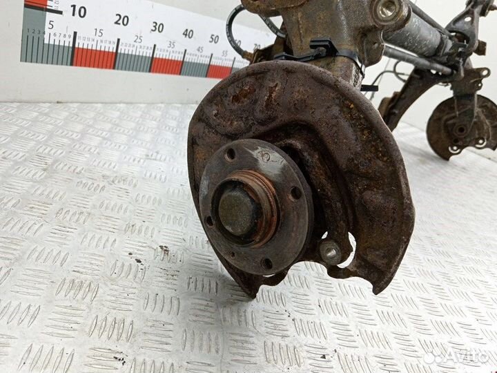 Балка задняя/подрамник Citroen Xsara Picasso