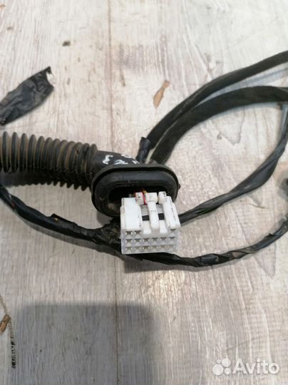 Проводка двери коса Kia RIO 3 Прав