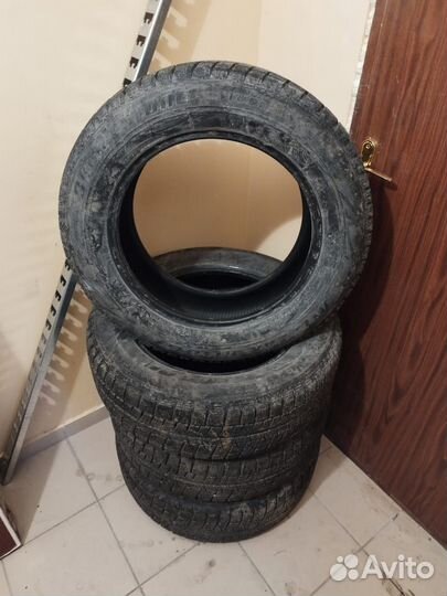 Bridgestone Blizzak RFT 225/60 R17