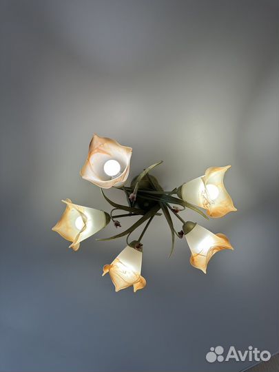 Люстра пятирожковая б/у