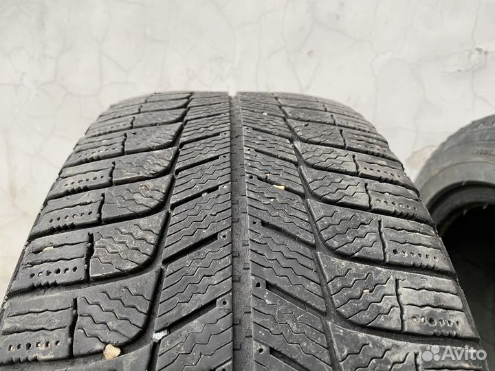 Michelin X-Ice XI3 225/50 R17 98H