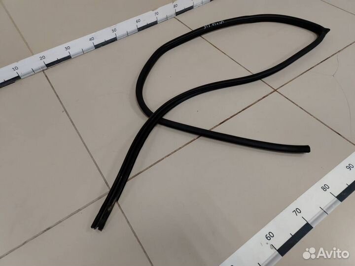 Уплотнитель проема двери задней правой Nissan Almera 3 G11, G15 2012